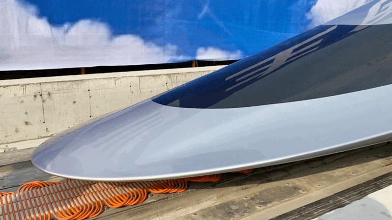 Awantajên-High-Temperature-Superconducting-Maglev-Trainsing